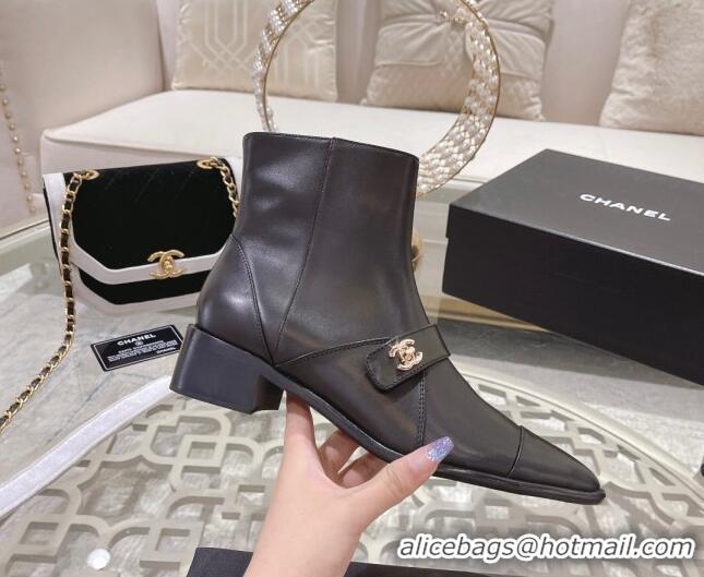 Durable Chanel Calfskin Pointed Ankle Boots 4cm with CC Strap Black 828021