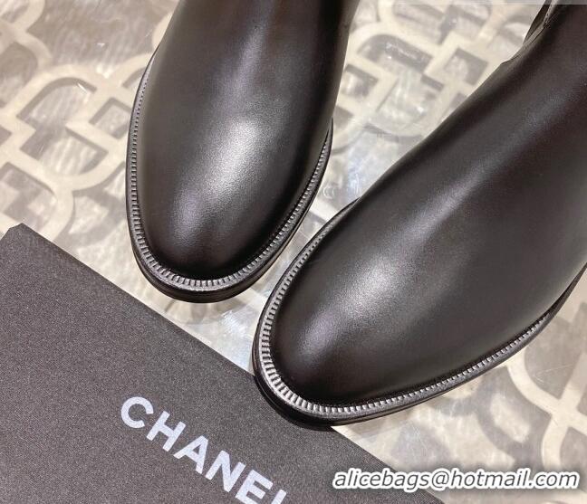 Durable Chanel Calfskin Flat High Boots with Chain Black 828040