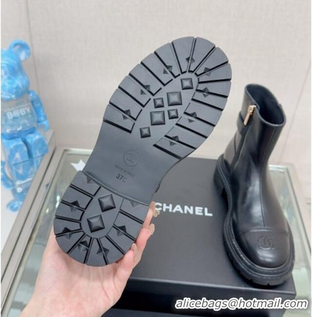 Good Taste Chanel Lambskin Ankle Boots with CC Buckle Black 901005