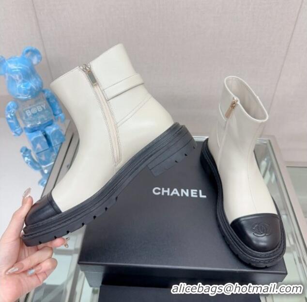 Best Quality Chanel Lambskin Ankle Boots with CC Buckle White 901006