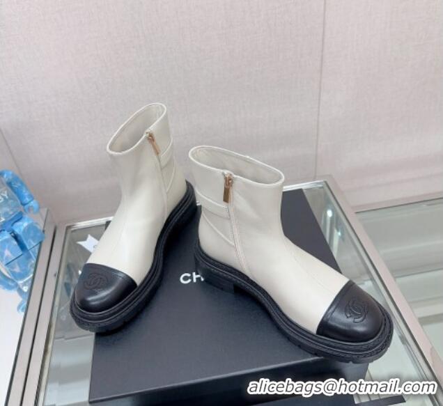 Best Quality Chanel Lambskin Ankle Boots with CC Buckle White 901006