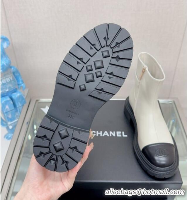 Best Quality Chanel Lambskin Ankle Boots with CC Buckle White 901006