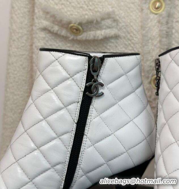 Purchase Chanel Quilted Lambskin Heel Ankle Boots 7cm White/Black 904041