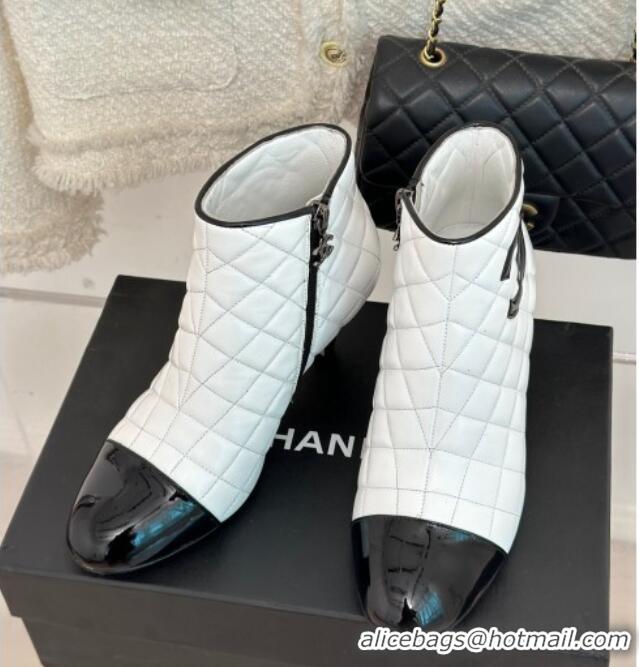 Purchase Chanel Quilted Lambskin Heel Ankle Boots 7cm White/Black 904041