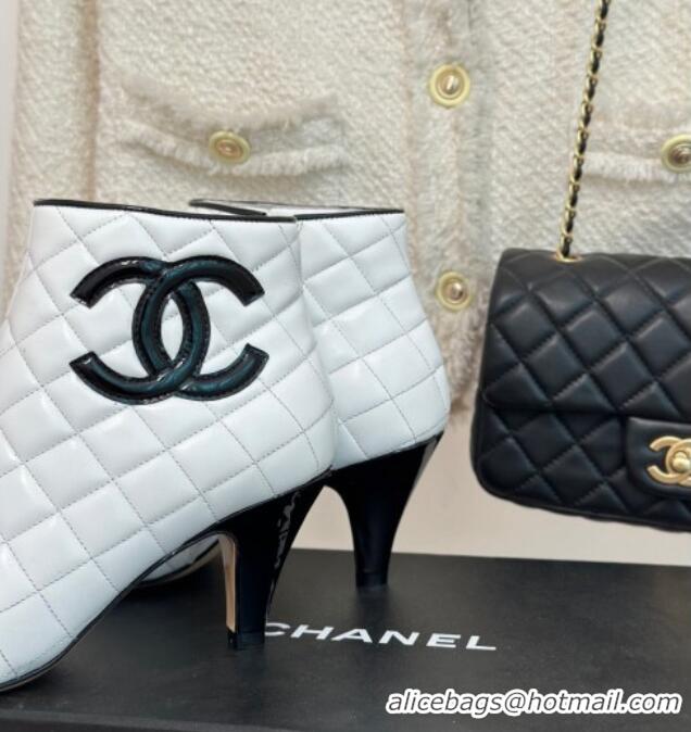 Purchase Chanel Quilted Lambskin Heel Ankle Boots 7cm White/Black 904041