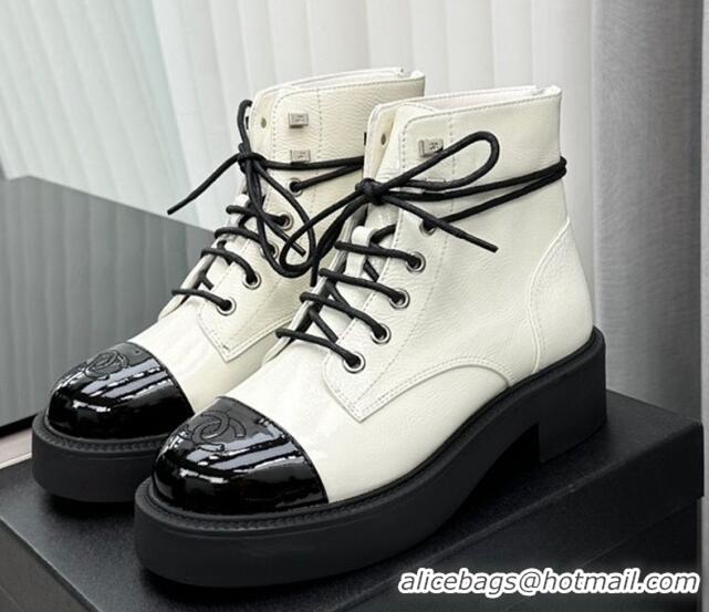 Sumptuous Chanel Patent Calfskin Ankle Boots White 091111