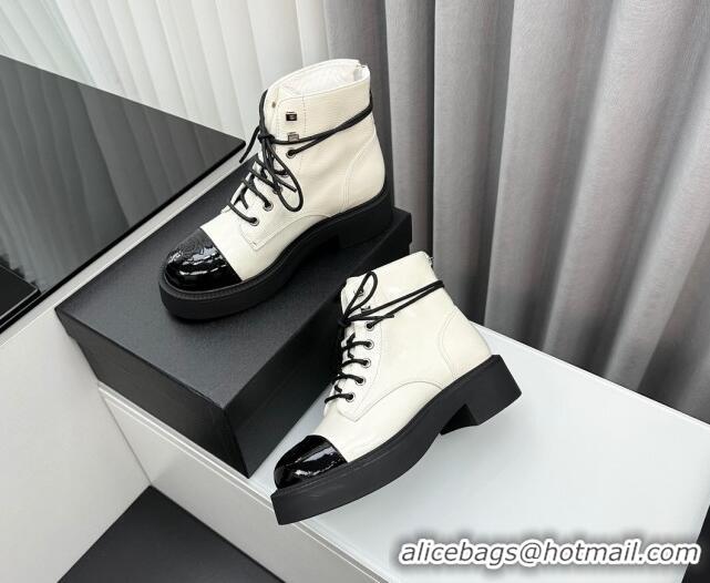 Sumptuous Chanel Patent Calfskin Ankle Boots White 091111