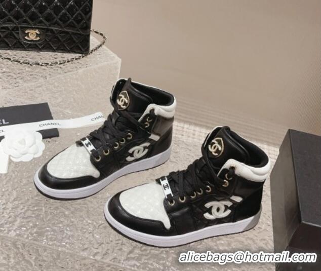 Luxurious Chanel Quilted Calfskin High-top Sneakers with Pearls CC White2/Black 091138