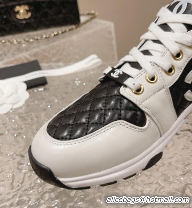 Good Product Chanel Quilted Calfskin Low-top Sneakers with CC White2/Black 91140