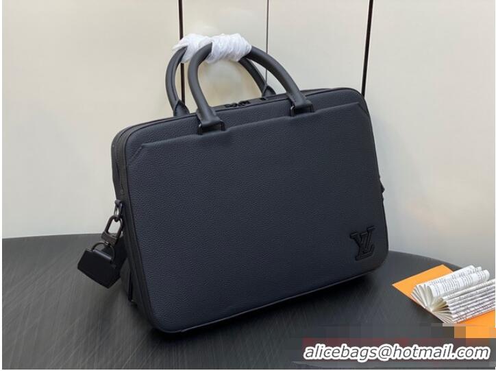 Famous Brand Louis Vuitton Pilot Briefcase M23778 Black