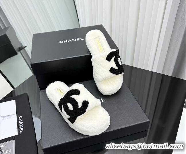 Best Grade Chanel Wool Flat Slide Sandals with Maxi CC White 918080