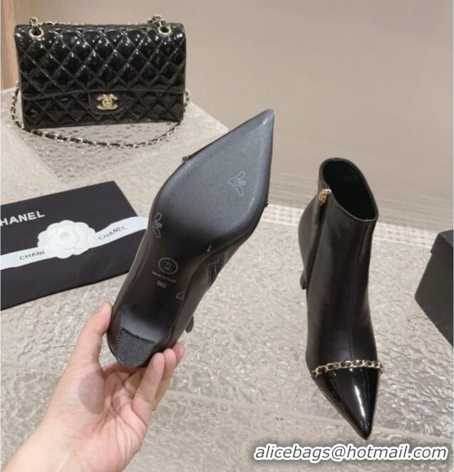 Luxurious Chanel Calfskin Heel Ankle Boots with Chain Black 925018