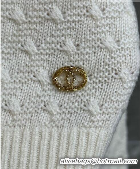 ​Traditional Specials Chanel Cashmere Sweater CH102610 Beige 2023