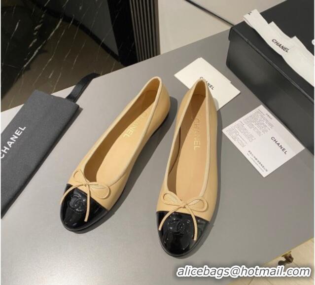 Durable Chanel Leather Classic Ballet Flat Beige/Black 016010