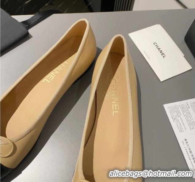 Durable Chanel Leather Classic Ballet Flat Beige/Black 016010