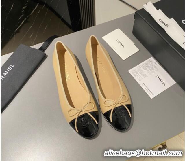 Durable Chanel Leather Classic Ballet Flat Beige/Black 016010