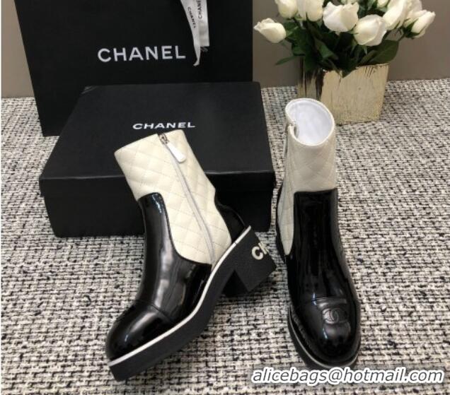 Luxurious Chanel Quilted Lambskin and Patent Calfskin Heel Ankle Boots 6cm Black/White 016114