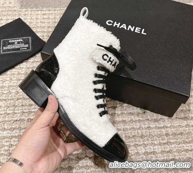 Top Design Chanel Teddycloth Lace-up Ankle Boots White 025088