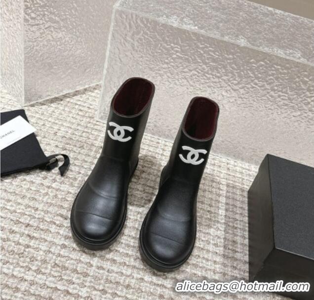 Perfect Chanel Rubber Ankle Boots with Front CC Black 103017