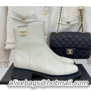 Perfect Chanel Calfskin Ankle Boots 3cm with CC White 106055