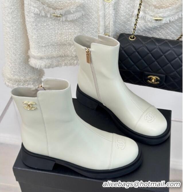 Perfect Chanel Calfskin Ankle Boots 3cm with CC White 106055