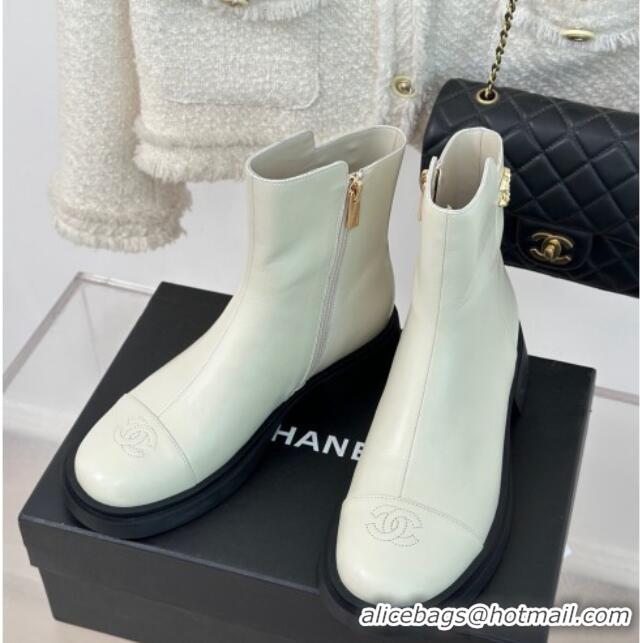 Perfect Chanel Calfskin Ankle Boots 3cm with CC White 106055