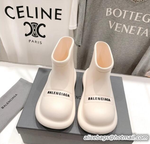 Trendy Design Balenciaga Rubber Round Ankle Boots White 926092