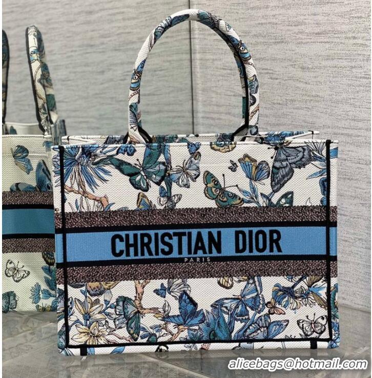 Big Discount MEDIUM DIOR White and Pastel Midnight Blue Toile de Jouy Mexico Embroidery M1296ZE