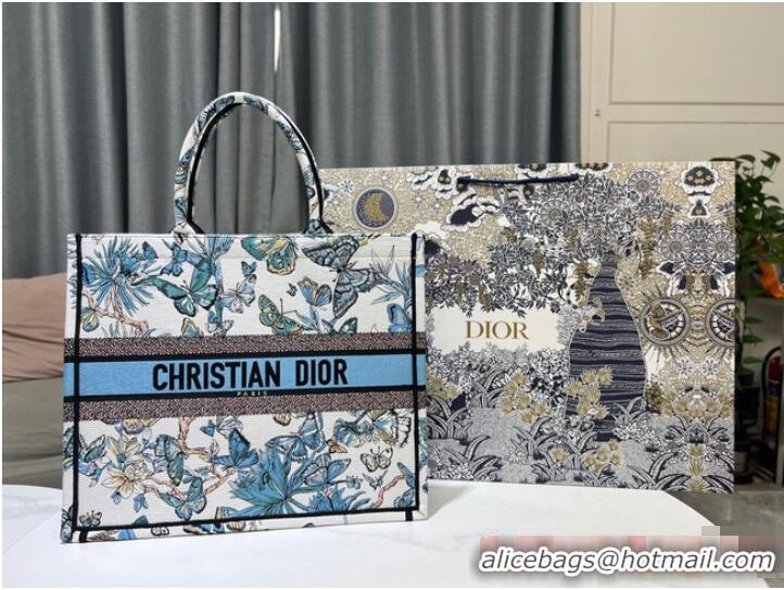 Promotional LARGE DIOR White and Pastel Midnight Blue Toile de Jouy Mexico Embroidery M1286ZES