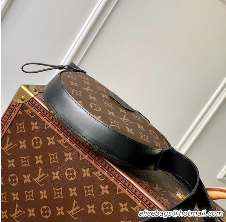 Famous Brand Louis vuitton Moon Crossbody M23835 Brown