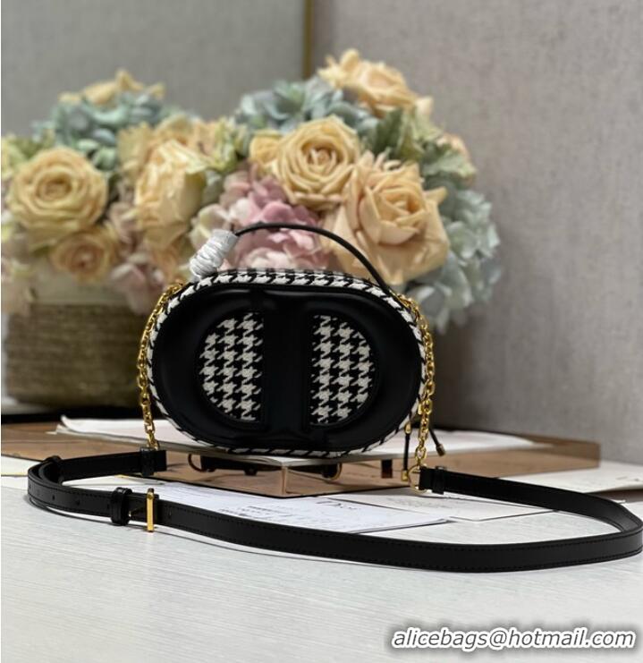 Luxury Cheap DIOR SIGNATURE BAG WITH STRAP Black and White Houndstooth Embroidery 1293