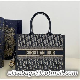 Promotional MEDIUM DIOR BOOK TOTE Ecru and Blue Dior Oblique Embroidery M1296ZRIW