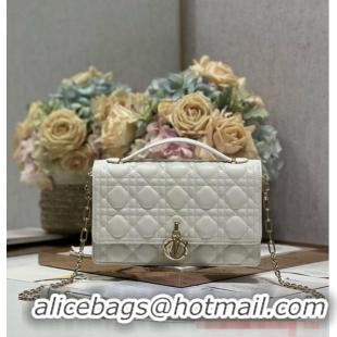 Reasonable Price MISS DIOR TOP HANDLE BAG Latte Cannage Lambskin M0997ONG White