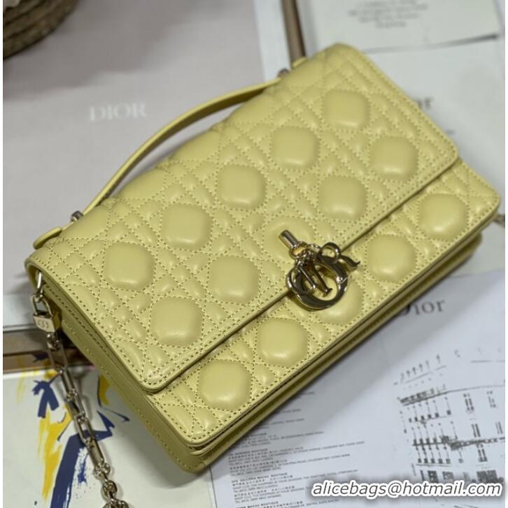 Inexpensive MISS DIOR TOP HANDLE BAG Pastel Yellow Cannage Lambskin M0997ON