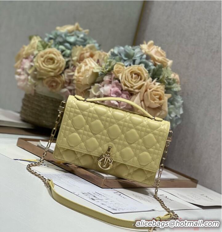 Inexpensive MISS DIOR TOP HANDLE BAG Pastel Yellow Cannage Lambskin M0997ON