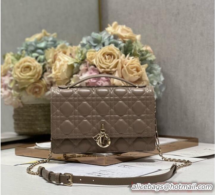 Pretty Style MISS DIOR TOP HANDLE BAG Biscuit Cannage Lambskin M0997ON