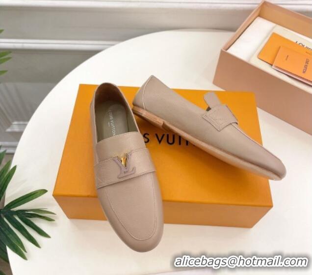 Top Grade Louis Vuitton LV Capri Loafers in Grained Leather Beige 104003