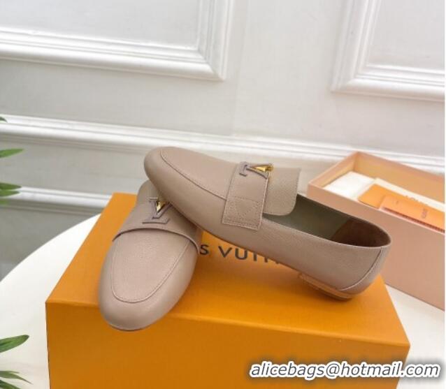 Top Grade Louis Vuitton LV Capri Loafers in Grained Leather Beige 104003