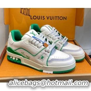 Stylish Louis Vuitton LV Trainer Sneakers in Calf Leather White/Green 106077