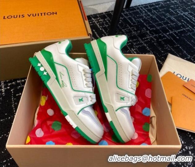 Stylish Louis Vuitton LV Trainer Sneakers in Calf Leather White/Green 106077