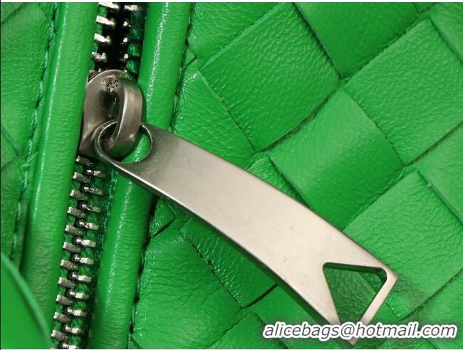 Super Quality Bottega Veneta Mini Jodie Hobo Bag in Intrecciato Lambskin 651876 Green 2023