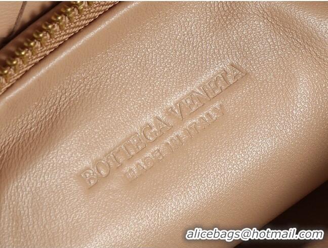 Super Quality Bottega Veneta Mini Jodie Hobo Bag in Intrecciato Lambskin 651876 Pale Brown 2023