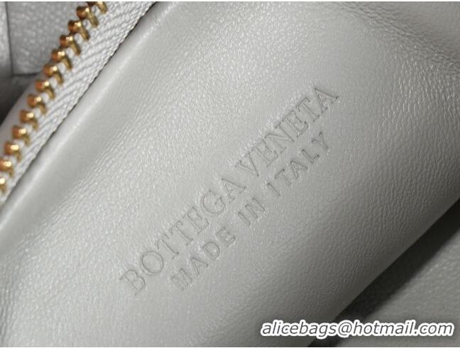 Popular Style Bottega Veneta Mini Jodie Hobo Bag in Intrecciato Lambskin 651876 Light Grey 2023