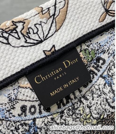 Promotional Dior Medium Book Tote Bag in White and Green Butterfly Around The World Embroidery CD5033