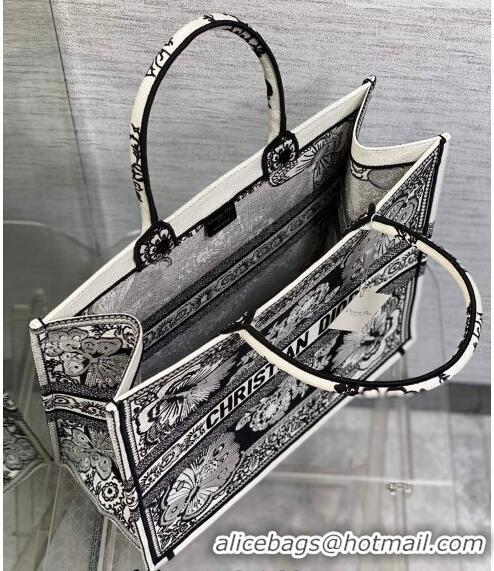 Popular Style Dior Large Book Tote Bag in Black and White Butterfly Bandana Embroidery CD5035