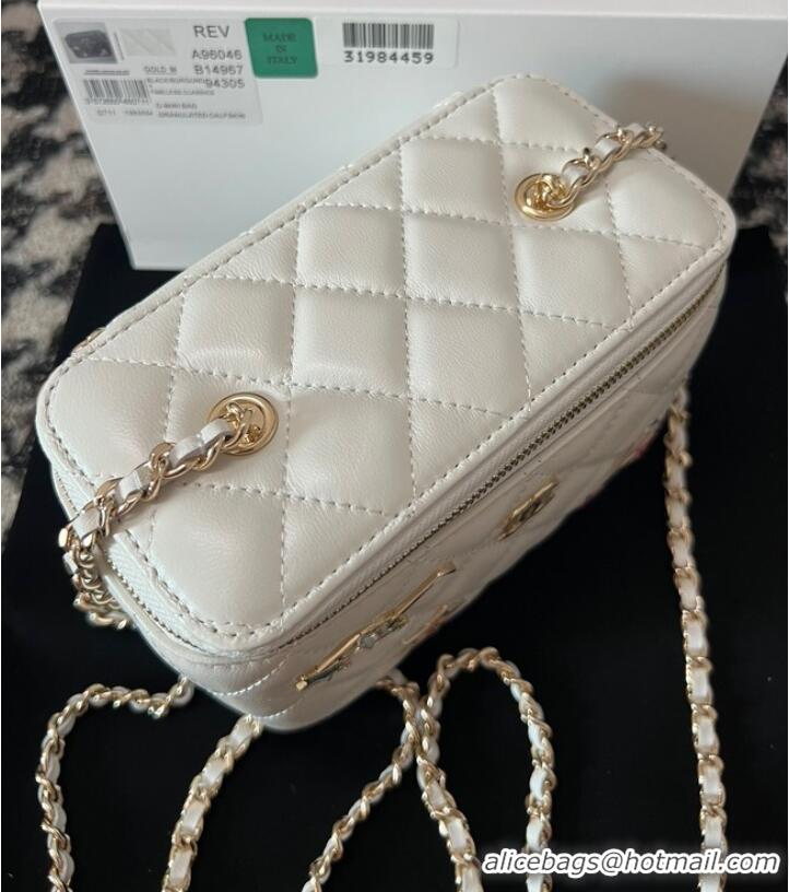 Popular Style Chanel CLUTCH WITH CHAIN AP3044 White