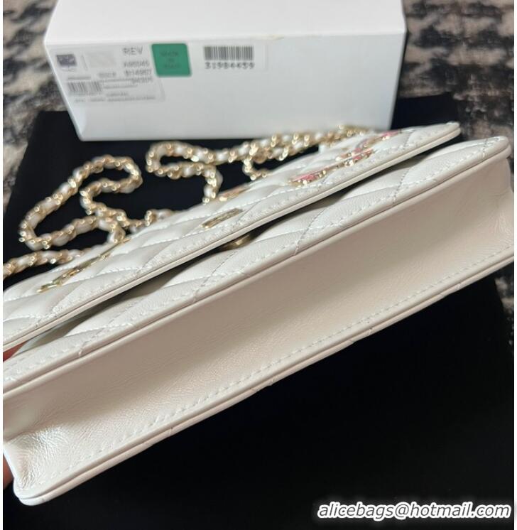 Promotional Chanel CLASSIC WALLET ON CHAIN AP0250 White