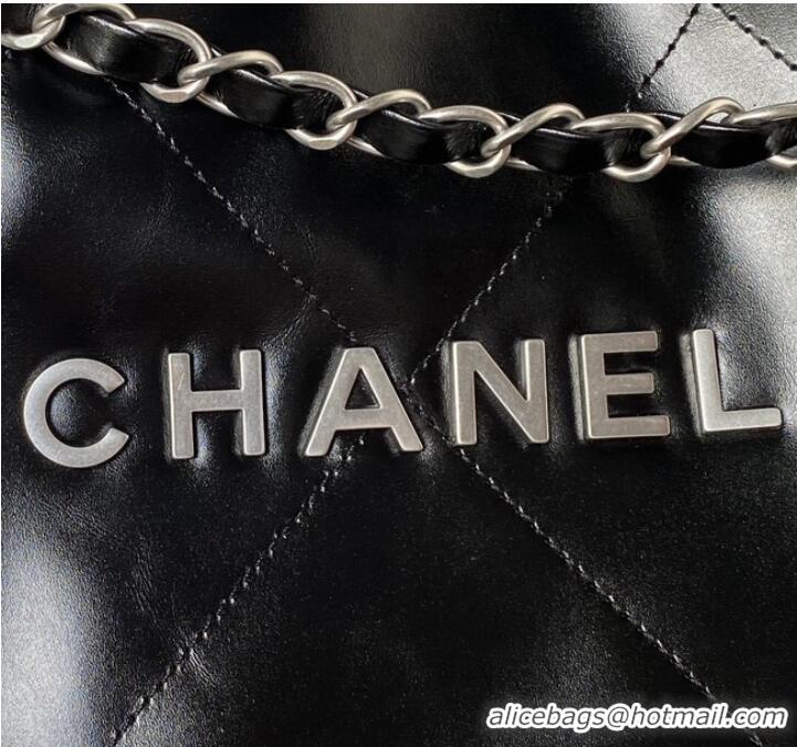 Famous Brand CHANEL 22 HANDBAG Calfskin & Guns-Tone Metal AS3261 Black