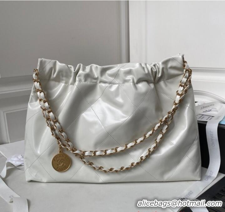 Fashion Discount CHANEL 22 HANDBAG Calfskin & Gold-Tone Metal AS3261 White