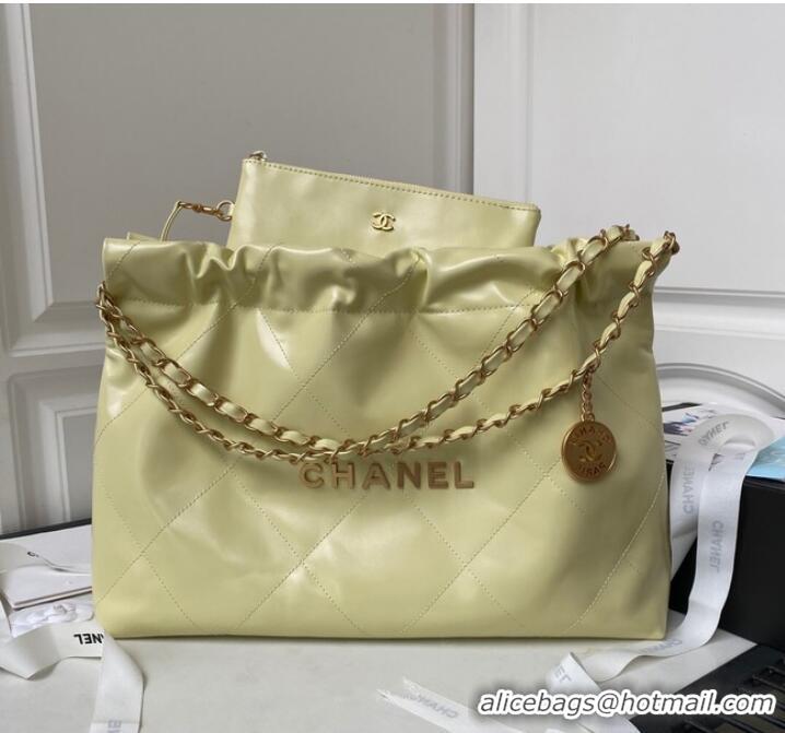 Grade Design CHANEL 22 HANDBAG Calfskin & Gold-Tone Metal AS3261 light yellow